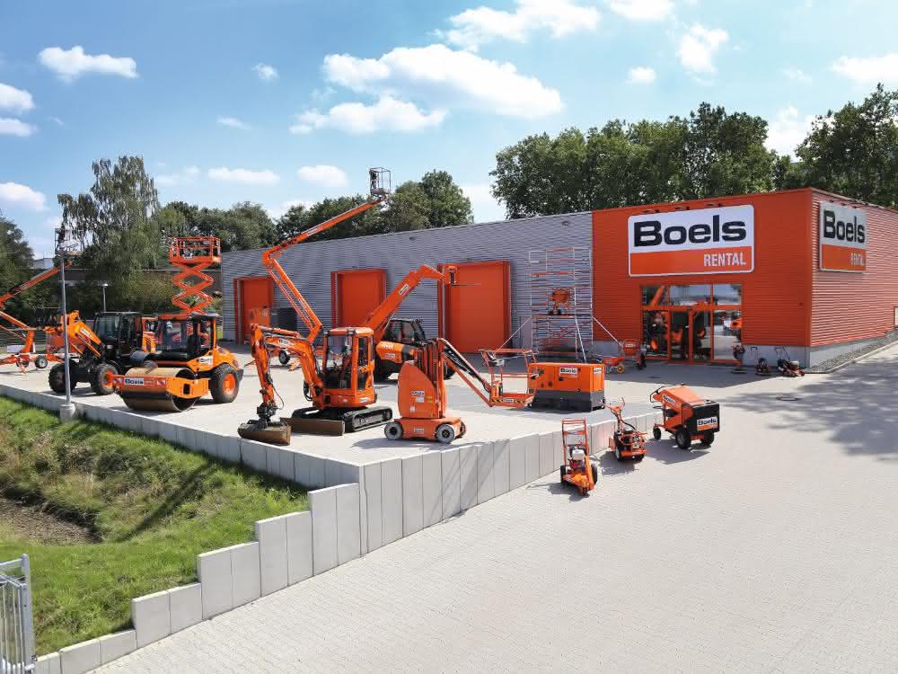Aus Baugewerbe Unternehmermagazin 6\2020: Baumaschinen flexibel mieten