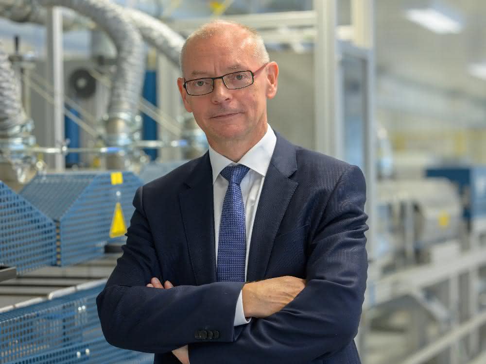 Prof. Dr. Armin Schnettler