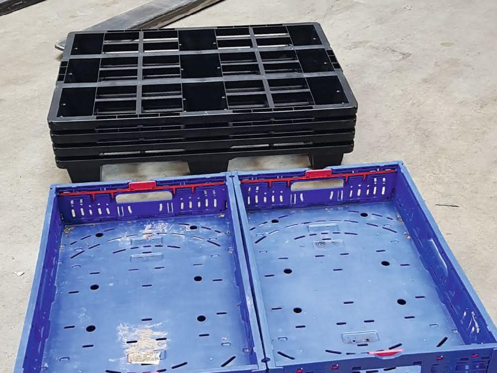 From materialfluss 6/2020: Plastic half pallets: no half measures