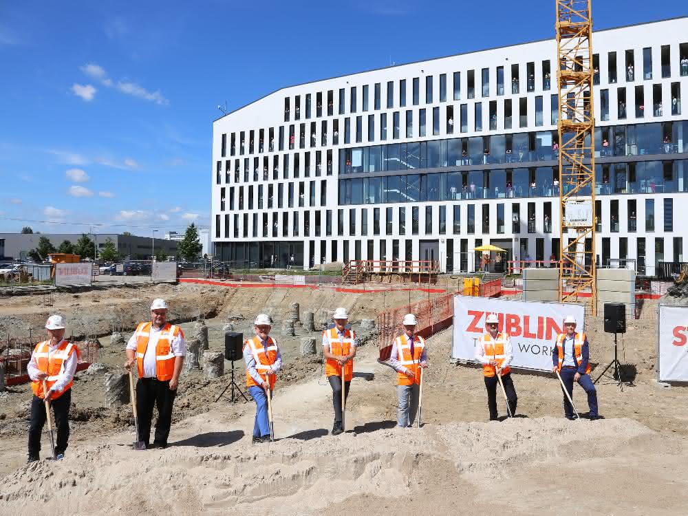 Züblin feiert Spatenstich für Erweiterungsbau