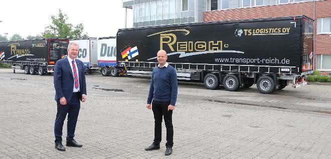 Philipp Reich takes over curtainsider semi-trailer for EcoDuo combination