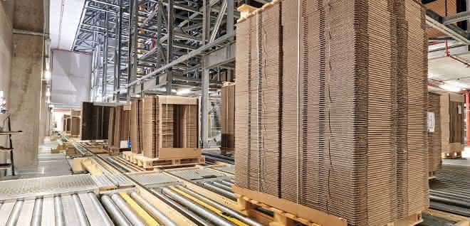 Corrugated board stored efficiently