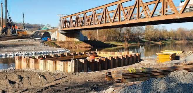 Hydrauliksteifen für neue Egelseebrücke