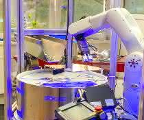 Handling-Roboter für die Teilezuführung Handling-Roboter