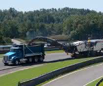 Wirtgen F-Serie saniert Rennstrecke in Alabama