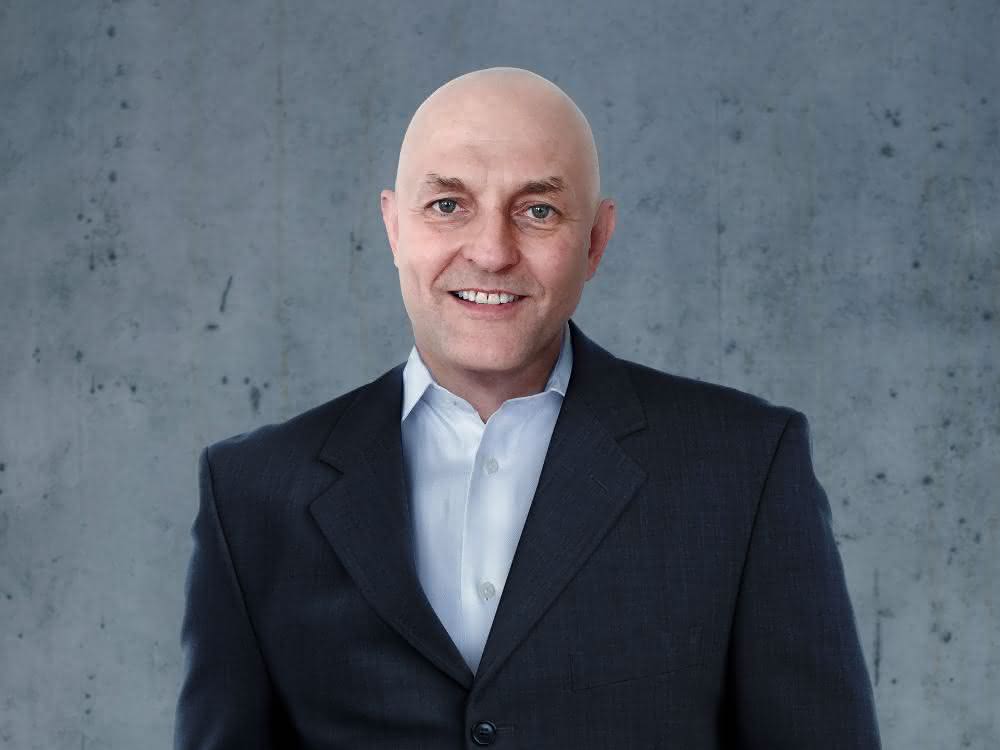 Dr. Igor Splawski