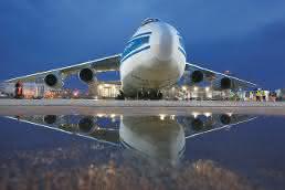Antonov AN-124 as a guest in FRA