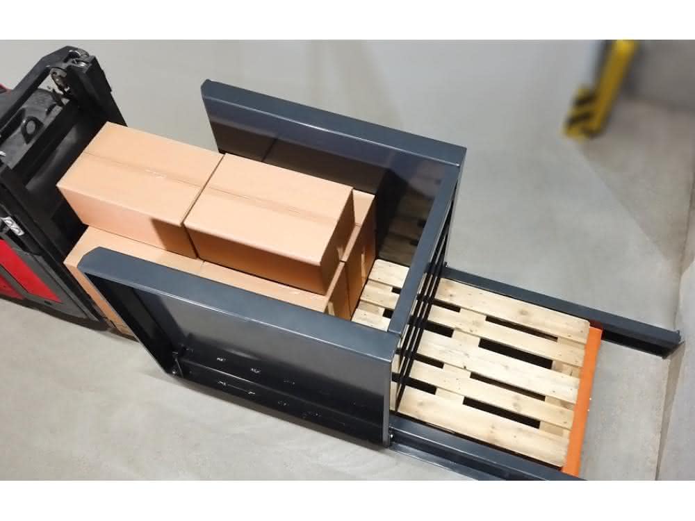 Pallet handling