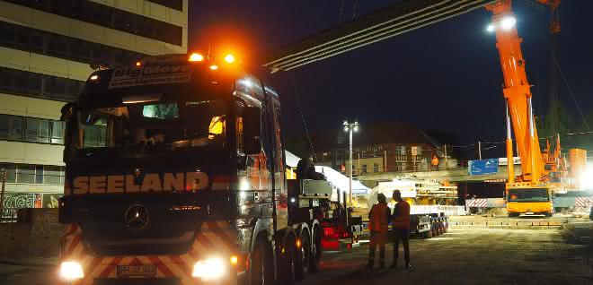 BigMove partners Seeland and Gutmann deliver railroad bridges just in time