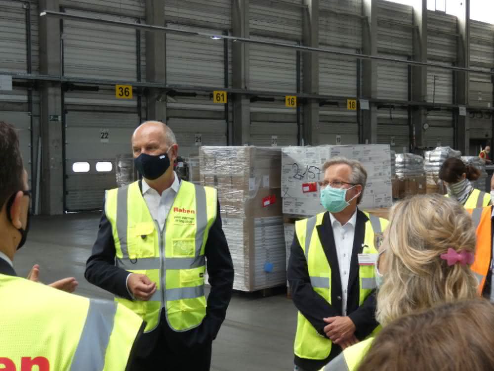 Minister President Woidke praises the work of the Raben Group during the crisis