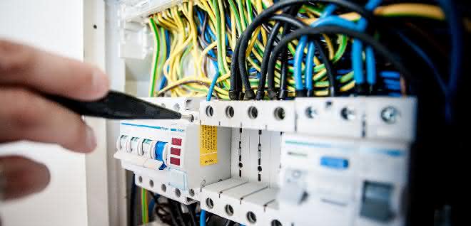 Electrical tests before restarting a production system