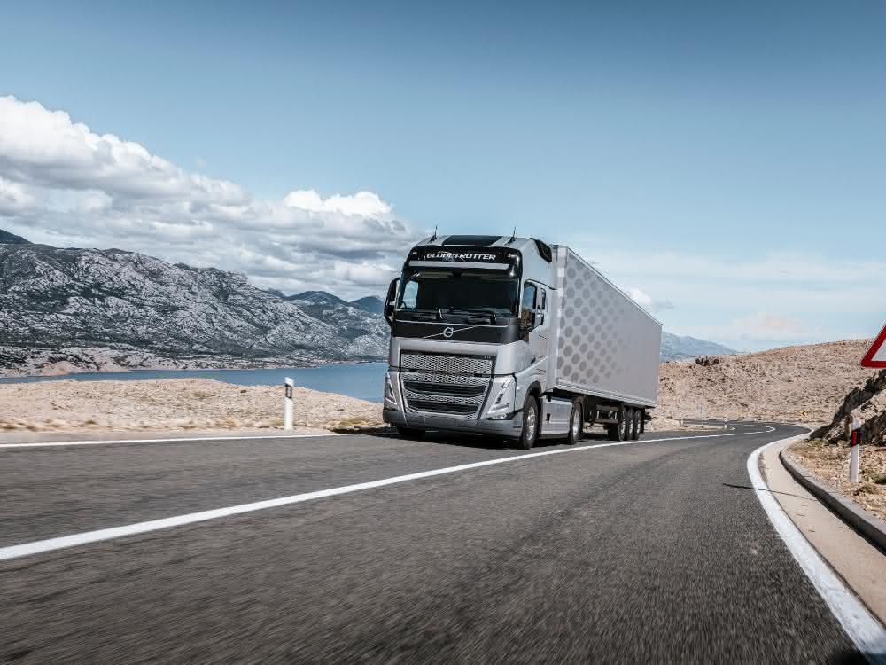 Reduzierter Kraftstoffverbrauch: Volvo FH: Mehr Effzienz mit I-Save