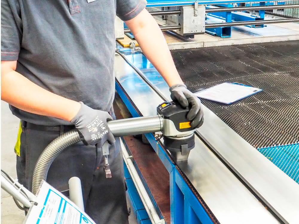 Mobil-Mark-Ipco steel strip engraving