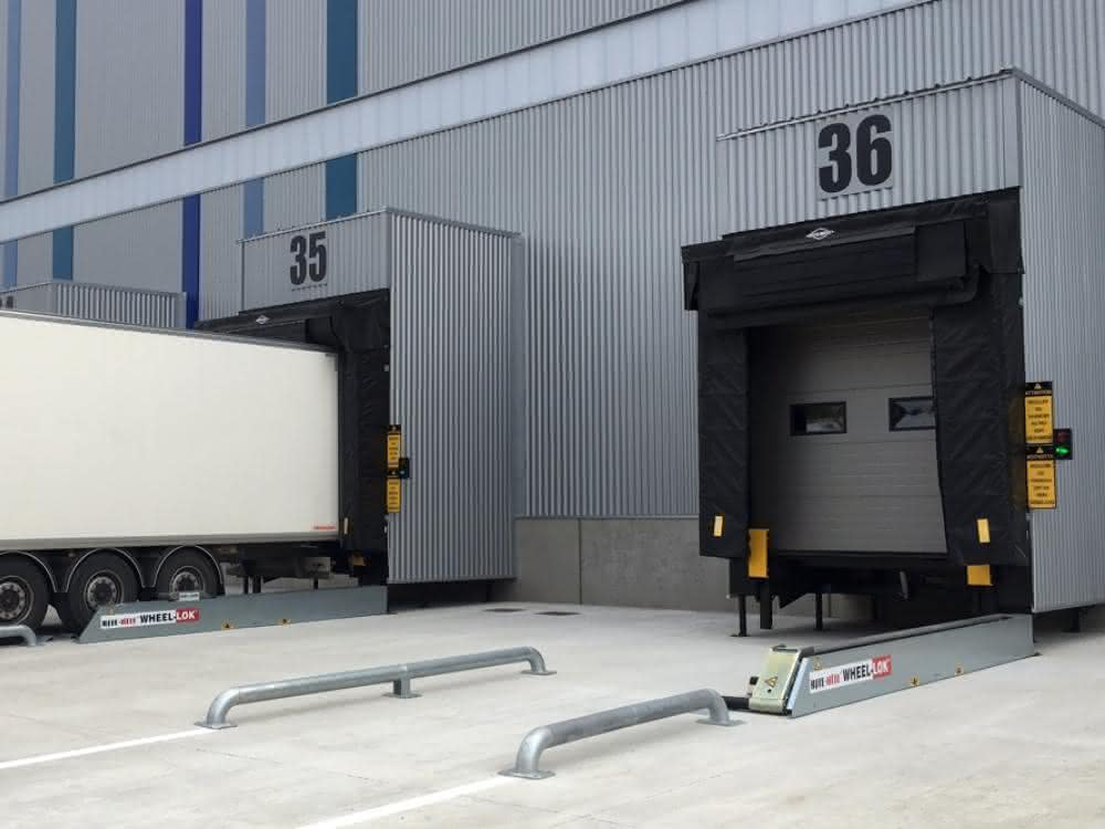 Vehicle locking