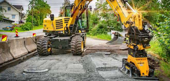 Tiltrotatoren bleiben gefragt: Starker Sommer für Engcon