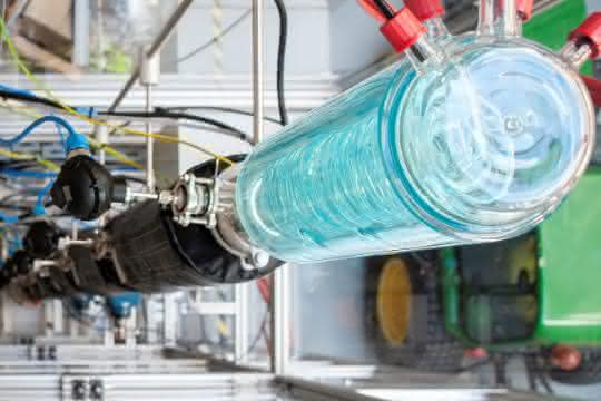 Blick in die neue Demonstrationsanlage für OME am TUM Campus Straubing für Biotechnologie und Nachhaltigkeit