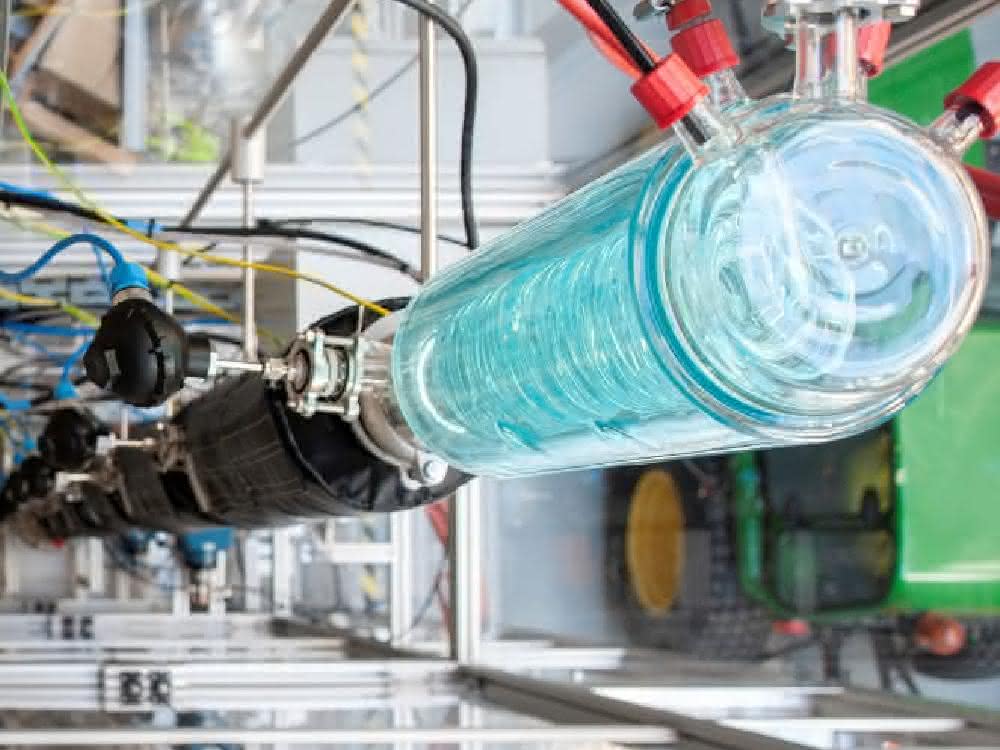 Blick in die neue Demonstrationsanlage für OME am TUM Campus Straubing für Biotechnologie und Nachhaltigkeit