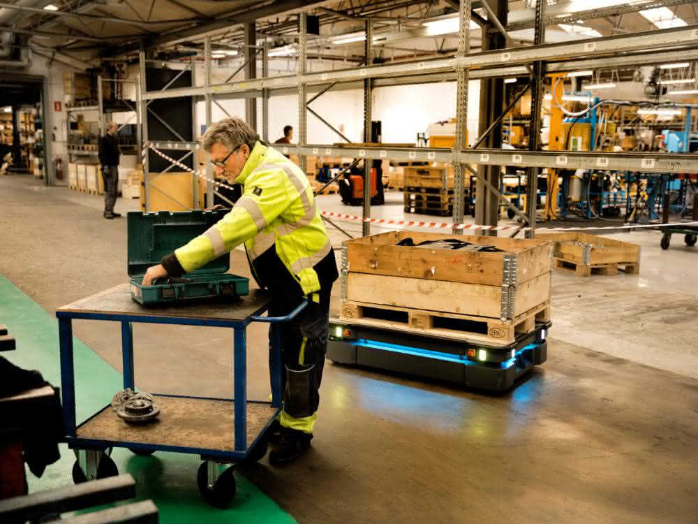 MiR transport robot