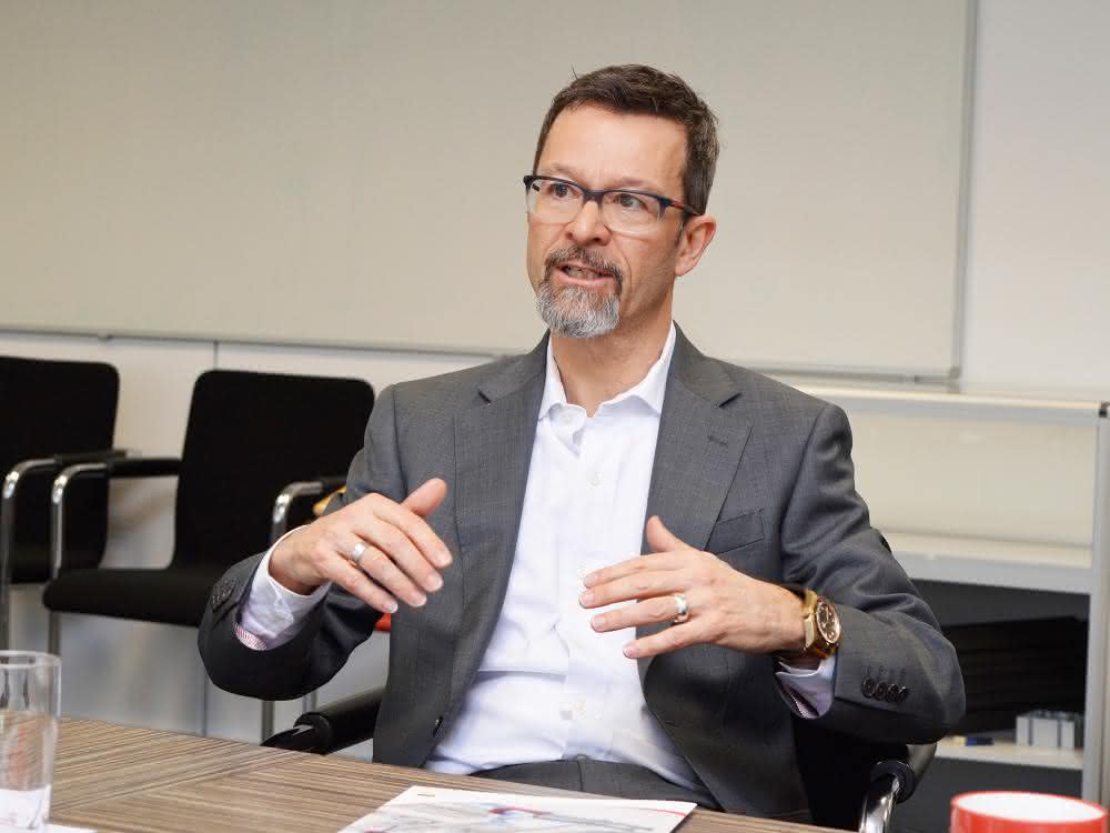Helmut Schmid from Auxsilium Interview with Helmut Schmid: Catch the worm early