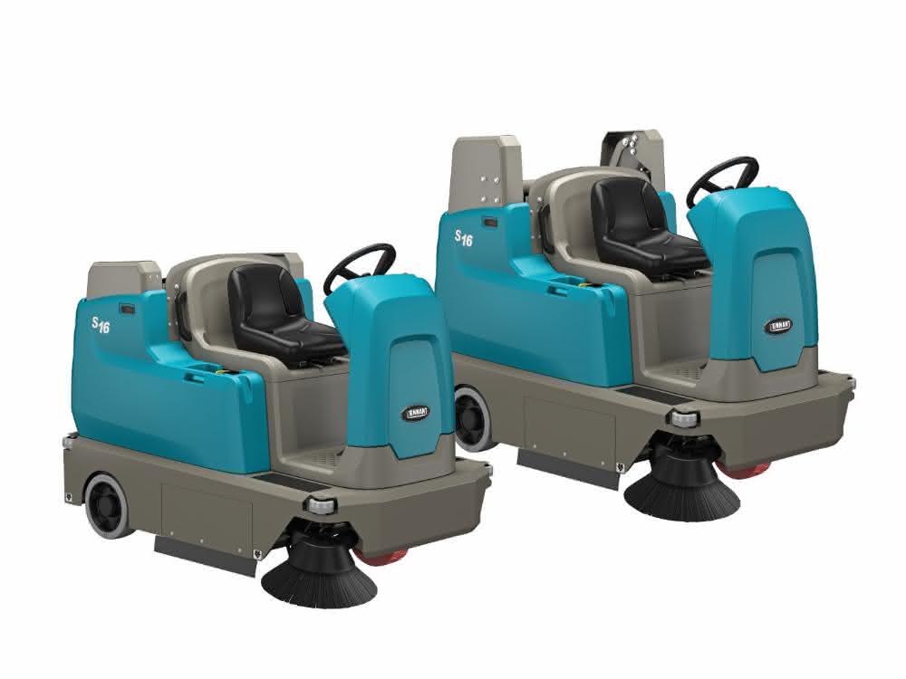 Aufsitzkehrmaschine mit Batteriebetrieb