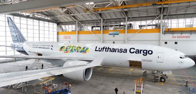 New ambassador for Lufthansa Cargo's social commitment