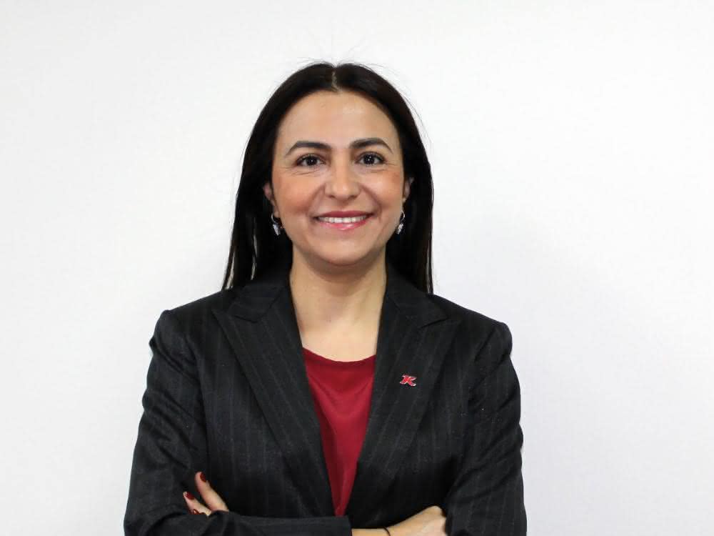 Neun Fragen an...Iffet Türken