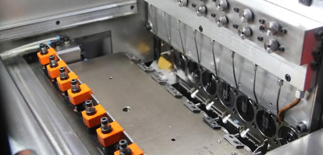 7-stage press from Arnold Umformtechnik