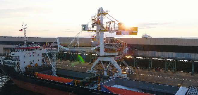 Filling ships efficiently