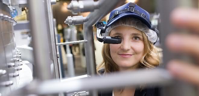 Data glasses