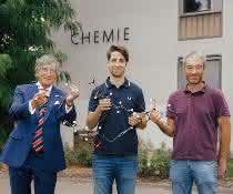 Prof. Dr. Schinzer, Luca Lizzadro und Dr. Oliver Spieß Forscher