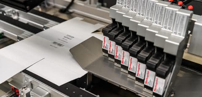 Labeling and printing technology: Labeling in folded condition Labeling and printing technology: Labeling in folded condition