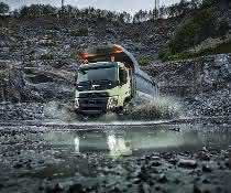 Volvo Trucks feiert zehnjährige Präsenz in der Bauindustrie Volvo Trucks feiert zehnjährige Präsenz in der Bauindustrie
