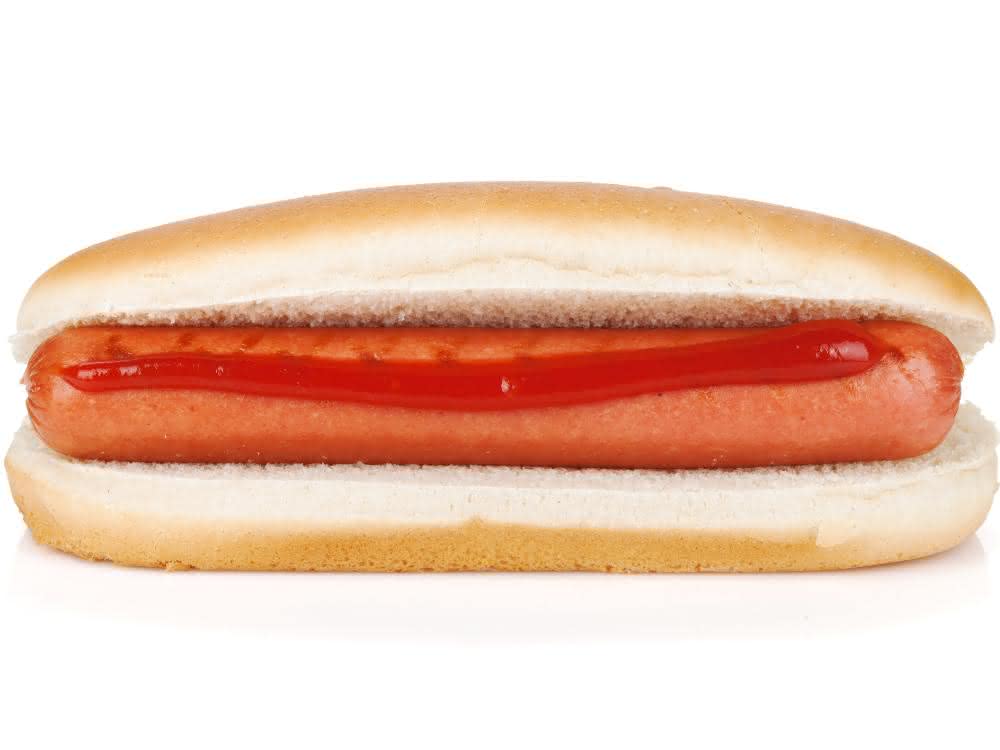 Wurst im Brötchen (Hot Dog)