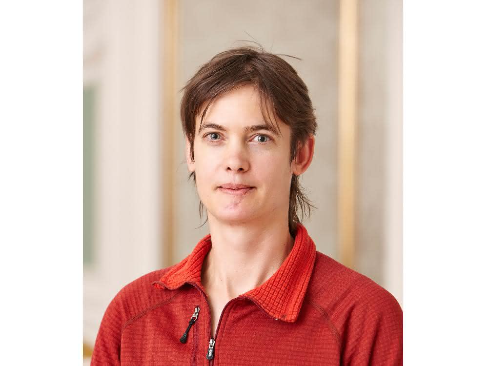 Gemeinsam mit Kollegen von der Heinrich-Heine-Uni Düsseldorf (HHU) und vom Max-Planck-Institut für Biochemie (MPIB) in Martinsried möchte Prof. Dr. Waltraud Schulze (Bild) von der Uni Hohenheim Struktur, Funktion und Dynamik von Plasmodesmata enträtseln. Prof. Dr. Waltraud Schulze von der Uni Hohenheim