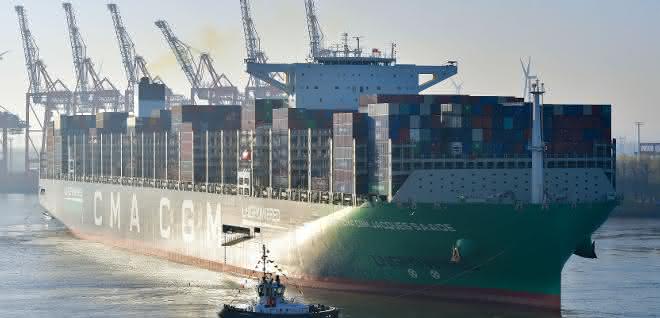 World's largest LNG container ship moors in Hamburg