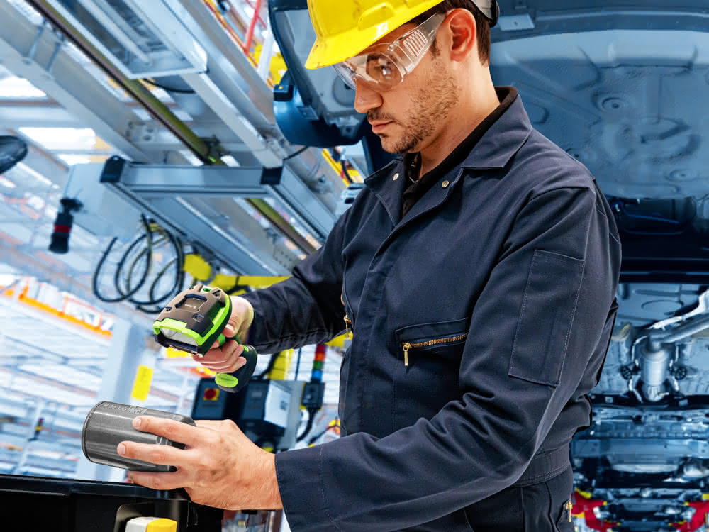 Challenges for production logistics: Modernize in five phases
