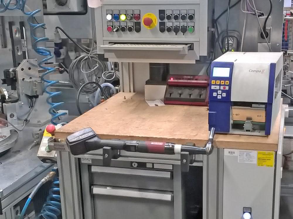 Assembly workstation