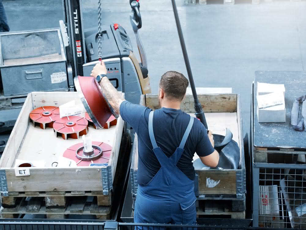 Warehouse modernization: In big steps to 25 percent more power