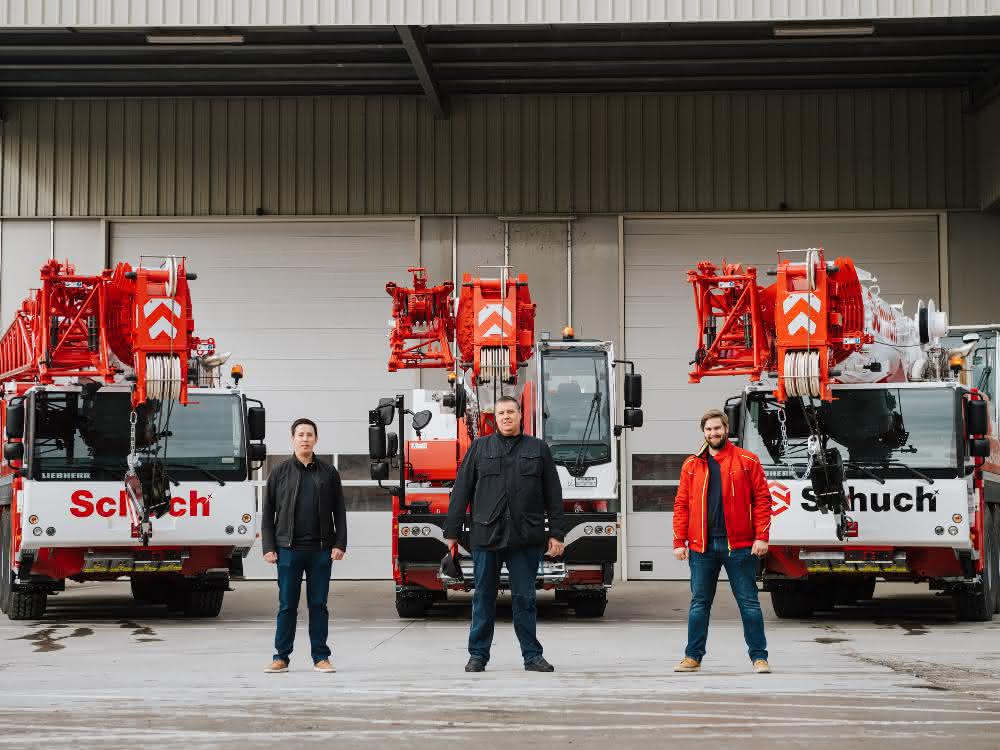 Schuch erweitert Fuhrpark mit drei neuen Liebherr-Mobilkranen