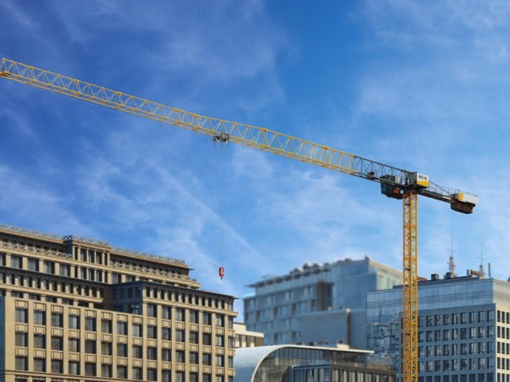 Krane: 50 neue Liebherr-Turmdrehkrane für Hüffermann