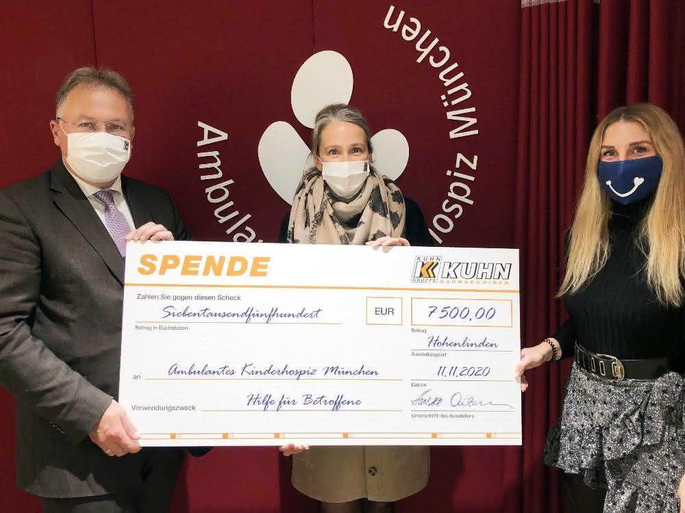 Kuhn Baumaschinen spendet für Ambulantes Kinderhospiz München