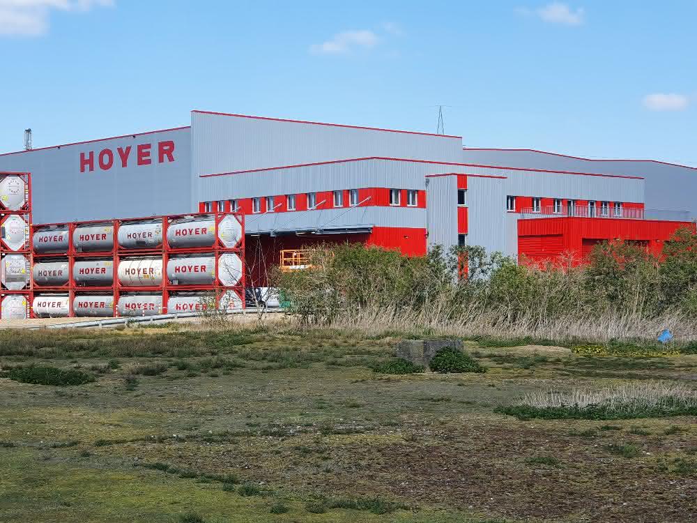 Complex supply chain project: Hoyer Group builds modern logistics center