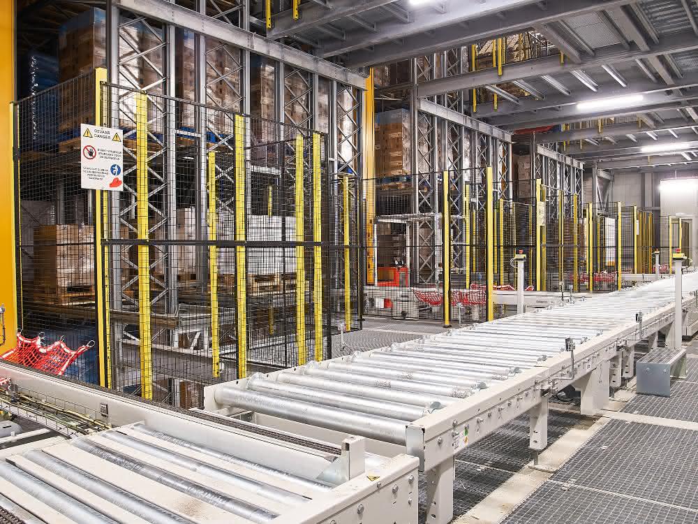 Dematic installs automated high-bay warehouse at Sivafrost