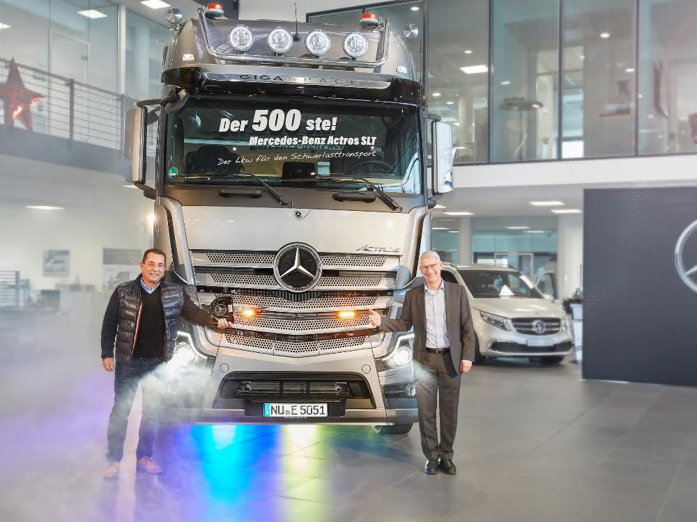 500th Mercedes-Benz Actros SLT heavy-duty tractor unit handed over to TSB Transport-Service Beitinger