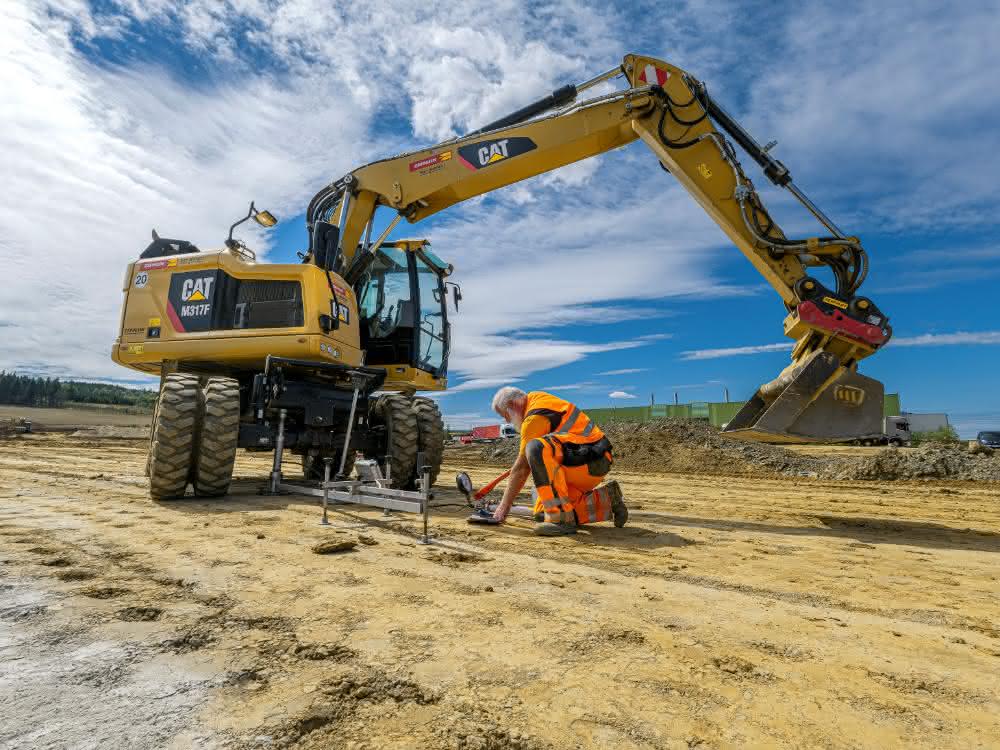Baumaschinen: Eine Million ­Kubikmeter Erde bewegen