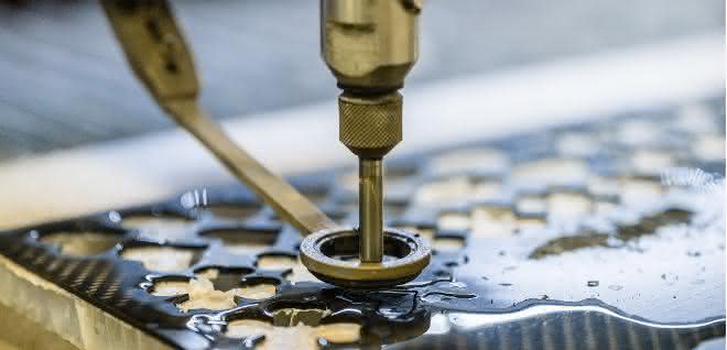 Carbon waterjet cutting