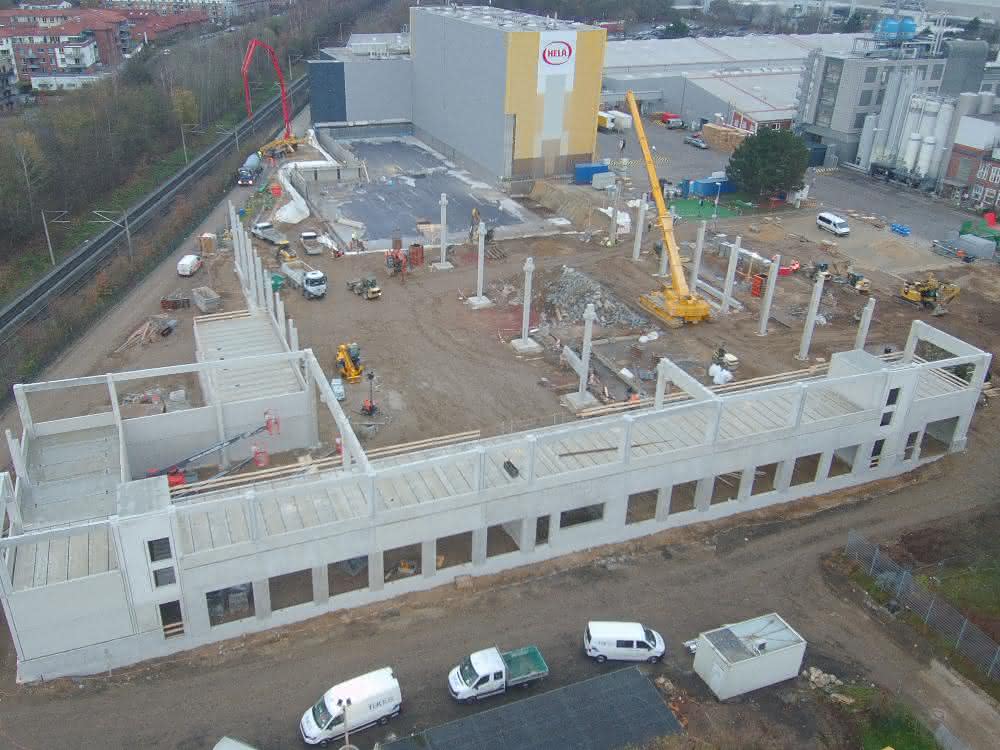Unitechnik builds new logistics center for Hela