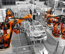 Kuka-Roboter in der Automobilfertigung Roboter in der Automobilfertigung
