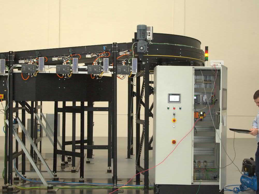 Interroll gründet neues Center of Excellence Software & Electronics