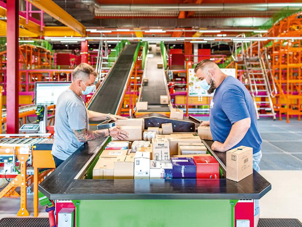 dm-drogerie markt designs logistics with Körber